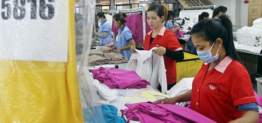 Garment, footwear, travel goods exports top $8.8B