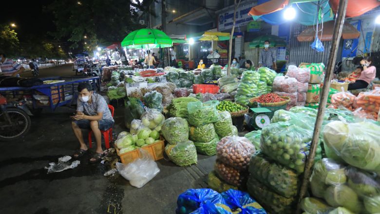 ផ្សា​របោះ​ដុំ​អាស៊ាន​-​អន្តរជាតិ​ (​ផ្សារ​ដើម​គរ​ថ្មី​) គ្រោង​នឹង​បើក​ដំណើរការ​នៅពេល​ឆាប់ៗ​