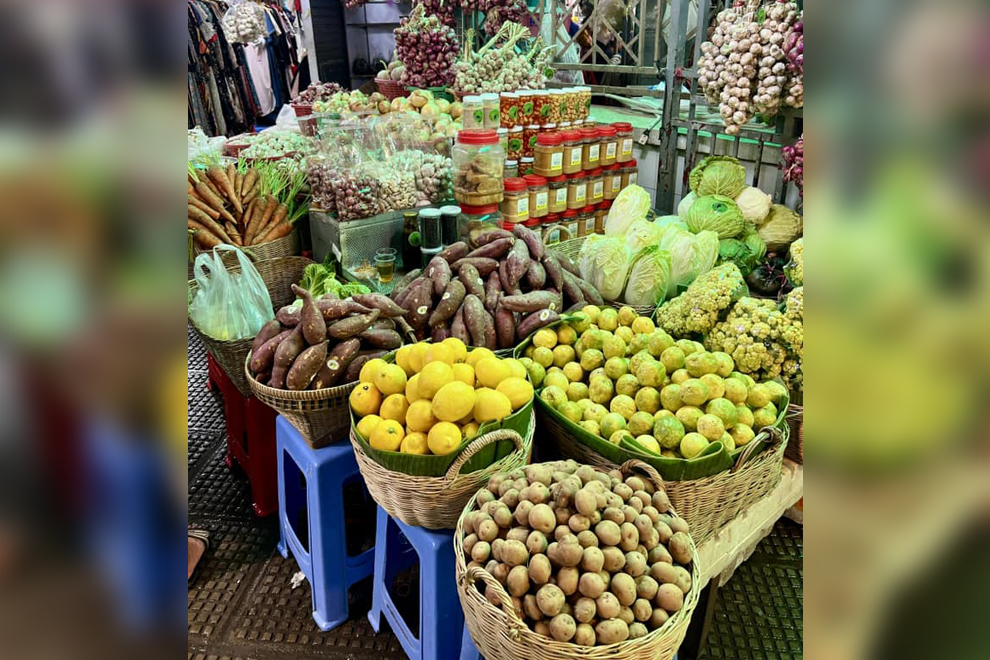 Agricultural fair and forum to promote local products, nationalism